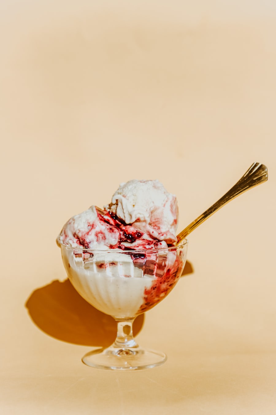 Ice Cream – 2 Scoops with Whipped Cream