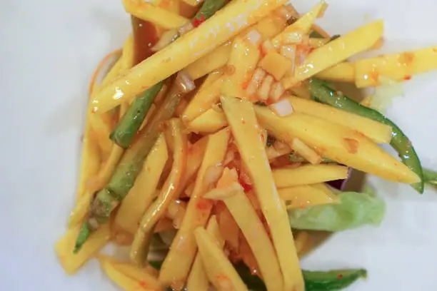 Spicy Mango Salad